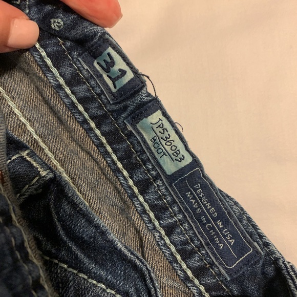 EUC Miss Me Jeans - Picture 3 of 3